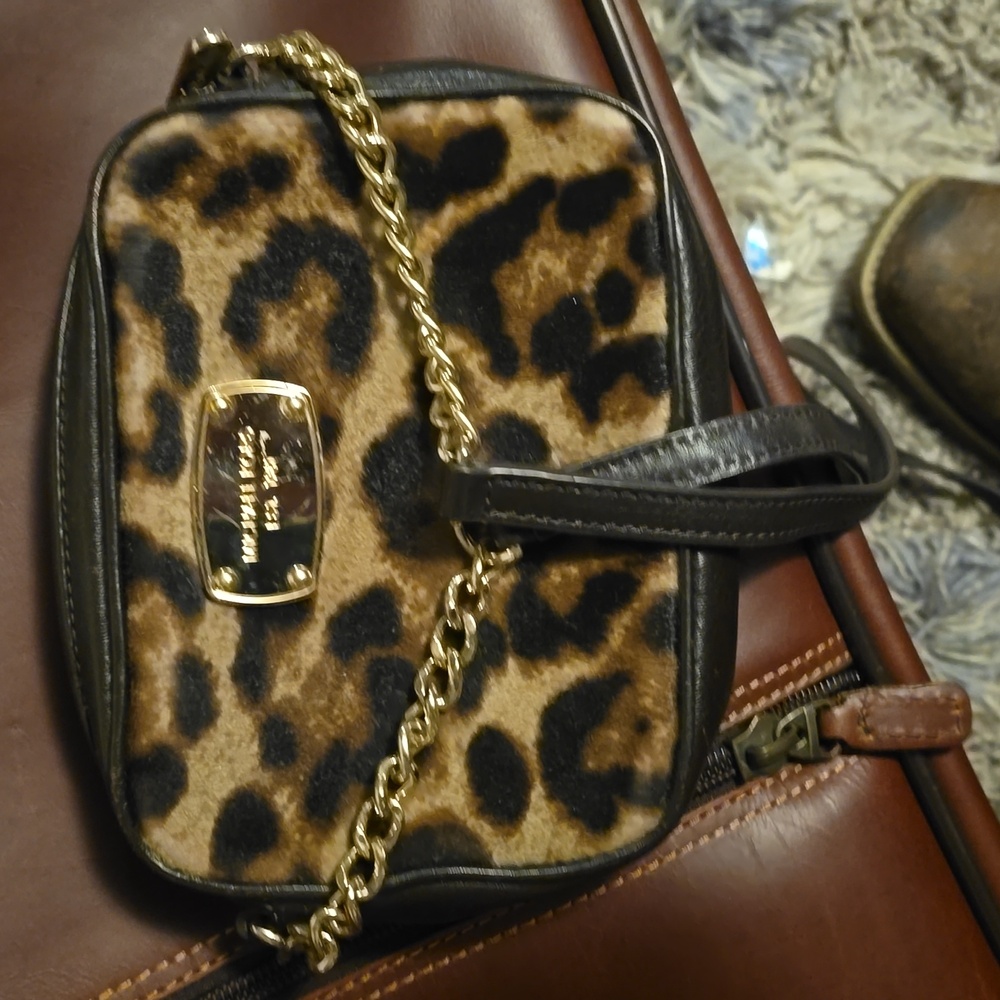 Purse - Picture 4 of 4